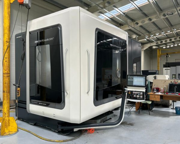 DMG MORI DMU 125 FD duoBlock